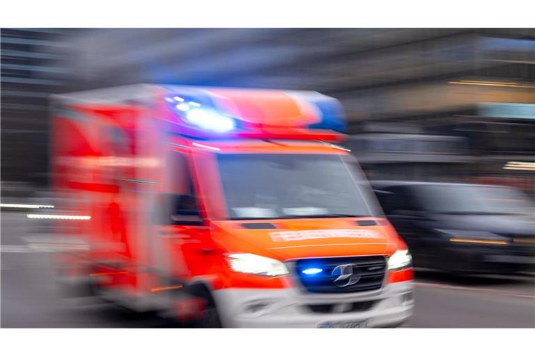 Ein Krankenwagen im Einatz. (Symbolfoto)