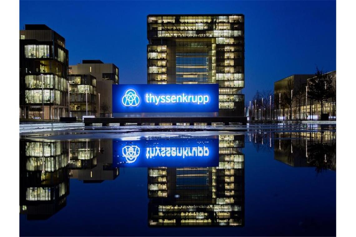 Ein Lichtblick bei Thyssenkrupp ist das Aufzugsgeschäft, das an Finanzinvestoren verkauft werden soll. Foto: Marcel Kusch/dpa
