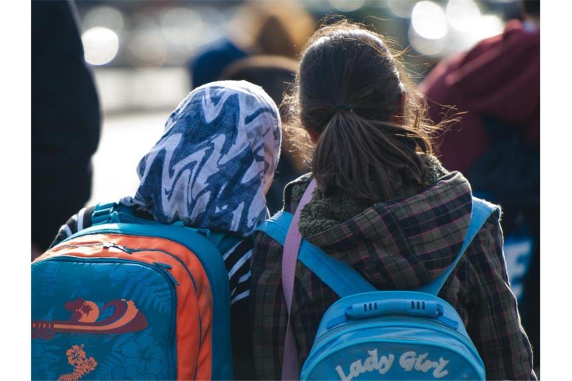 CDU-Chefin begrüßt Debatte um Kopftuchverbot an Grundschulen