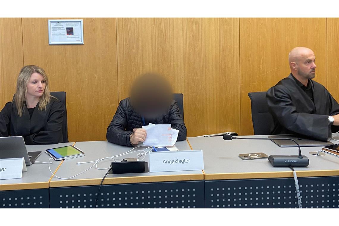 Ein Mann aus dem Alb-Donau-Kreis soll den sexuellen Missbrauch von Kindern  in Auftrag gegeben und dafür bezahlt haben, sich die schweren Missbrauchshandlungen per Livestream ansehen zu können.