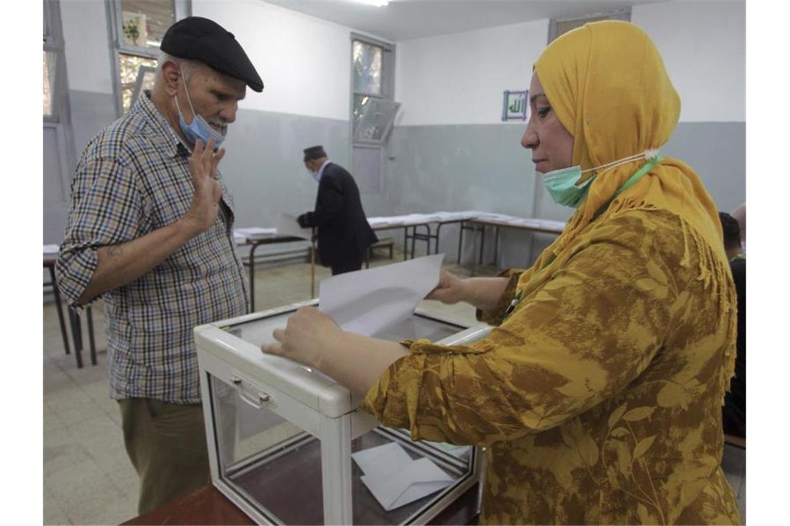 Parlamentswahl in Algerien: Viele wählen Boykott