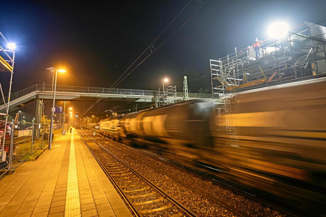 Mann an Backnanger Bahnhof ausgeraubt Ein Mann ist am Backnanger Bahnhof verletzt und ausgeraubt worden. Symbolfoto: Alexander Becher