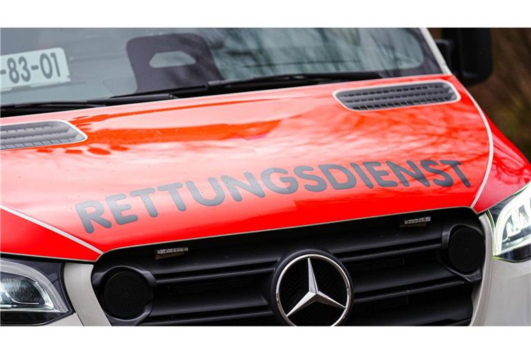 Ein Mann ist bei einem Verkehrsunfall in Reutlingen ums Leben gekommen (Symbolfoto).