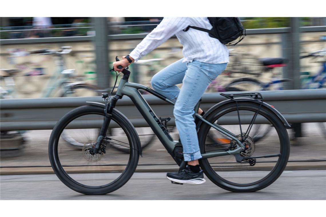 E-Bike auf bis zu 60 km/h frisiert: Fahrer wohl auf Droge Ein Mann ist in Ingolstadt mit einem frisierten E-Bike unterwegs gewesen, das auf bis zu 60 km/h beschleunigen kann (Symbolfoto).