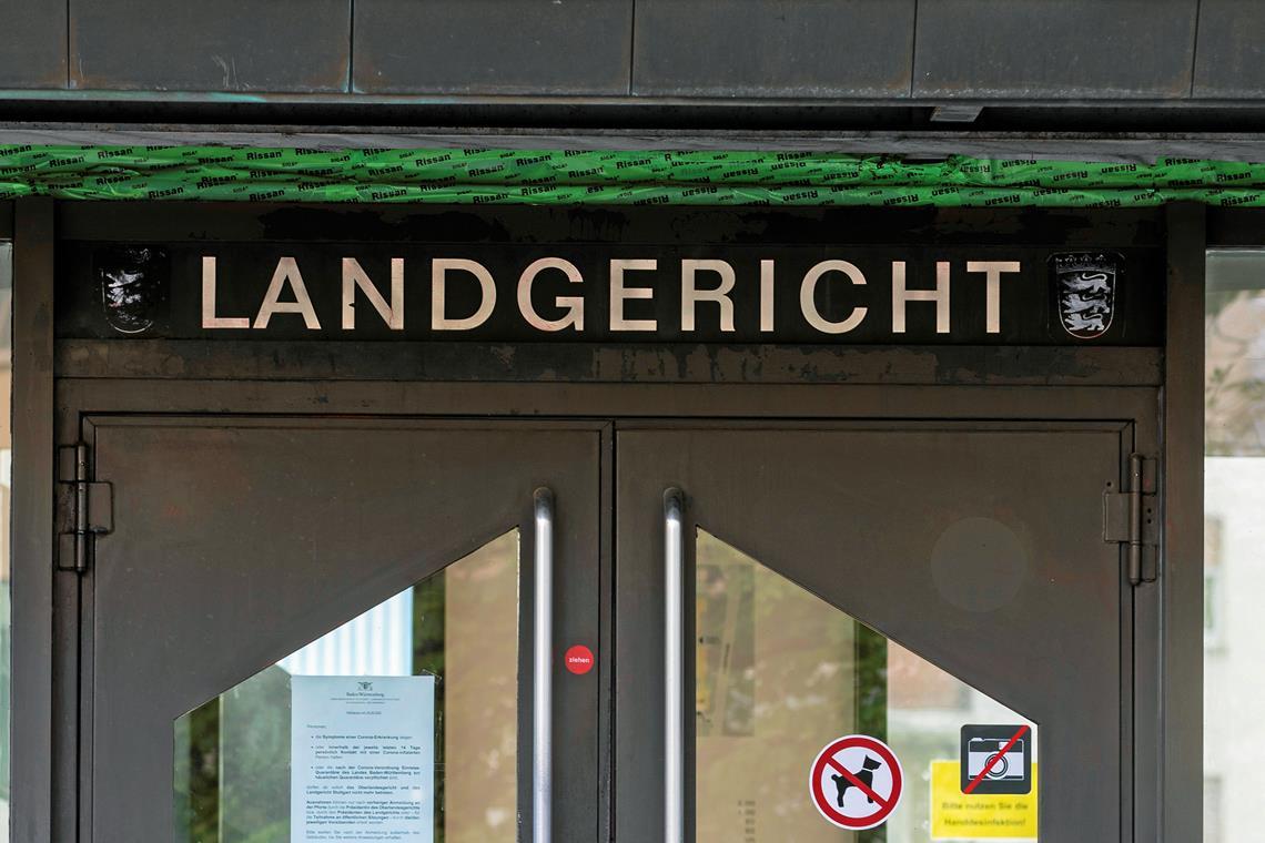 33-jähriger Backnanger gibt sexuelle Belästigungen zu Ein Mann muss sich wegen mehreren Fällen von sexueller Belästigung und Körperverletzung vor dem Landgericht verantworten. Archivfoto: Alexander Becher