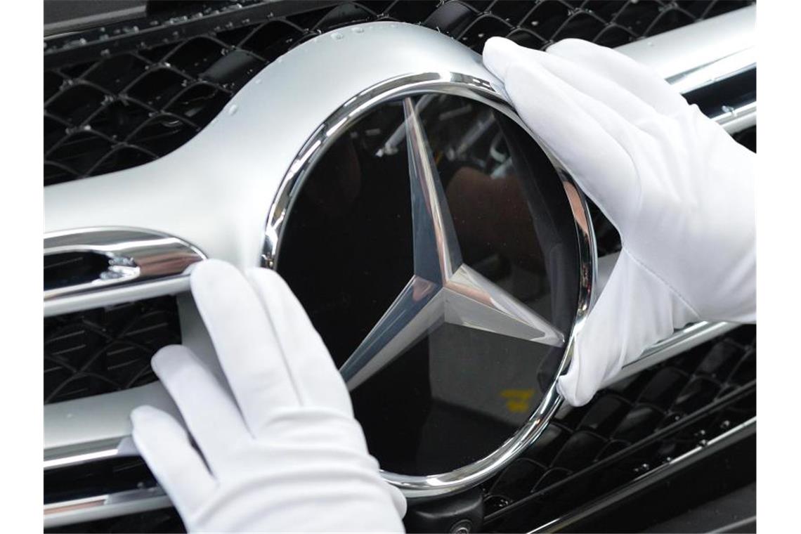 Daimler wirbt mit Gutschein-Aktion um Software-Updates