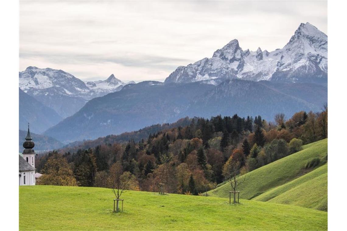 59-Jähriger stürzt am Watzmann 200 Meter in den Tod Ein Mitwanderer versuchte noch, dem abgestürzten 59-Jährigen zu Hilfe zu kommen - doch er starb an seinen schweren Kopfverletzungen. Foto: Lino Mirgeler/dpa