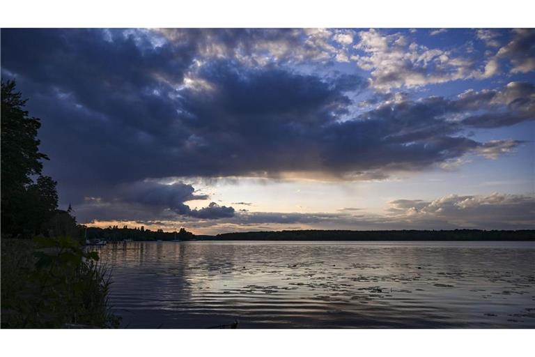 Ein Mix zwischen Sonne und Wolken wird fürs Wochenende erwartet. (Symbolfoto)