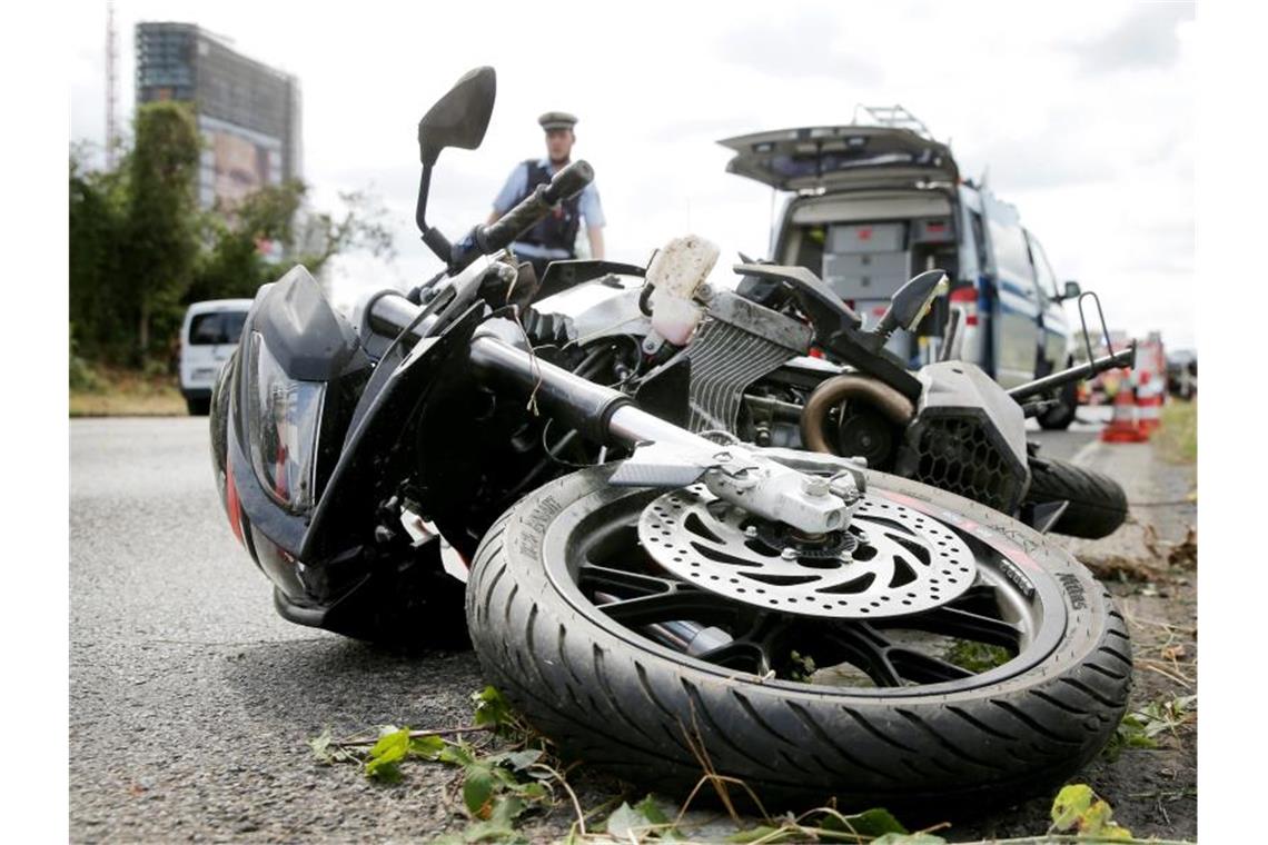 Zahl der Verkehrstoten auf Tiefstand - Anstieg bei Pedelecs