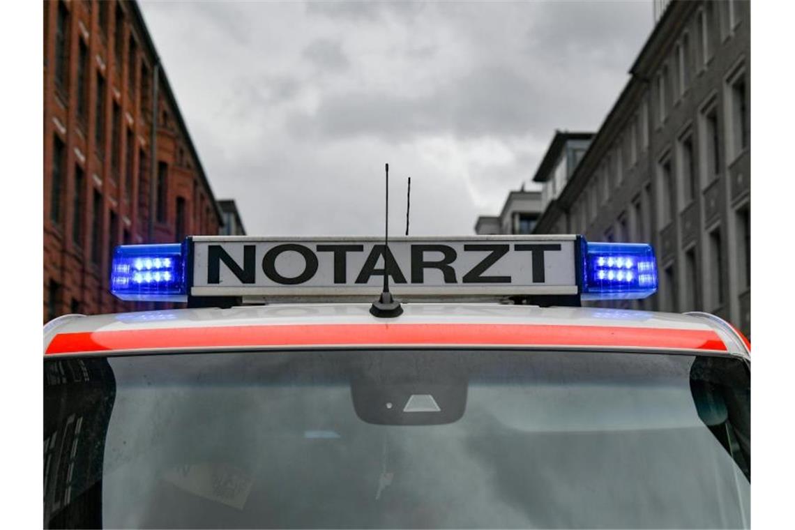 Autofahrer übersieht Motorrad: Biker schwer verletzt