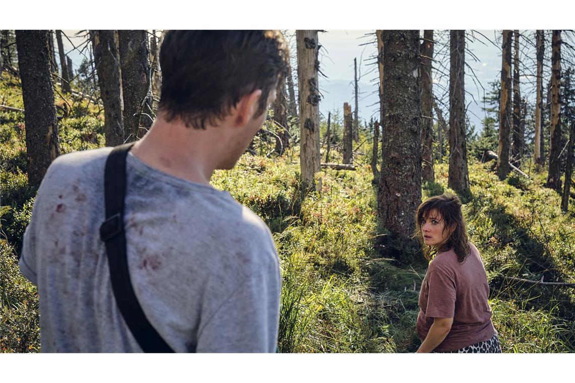 Was taugt der neue „Tatort“ aus dem Schwarzwald? Ein Paar im Ausnahmezustand: Nina Kucher (Pina Bergemann) Sven Kucher (Benjamin Lillie).