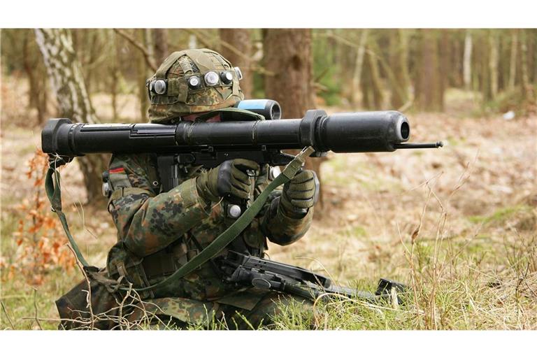 Ein Panzergrenadier der Bundeswehr mit einer Panzerfaust 3, einer der wichtigsten Waffen für Israels Kampftruppen.