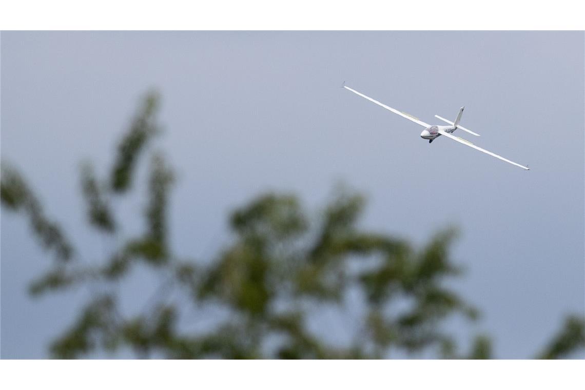 Ein Pilot eines Segelflugzeuges musste bei Heidelberg notlanden. (Symbolbild)
