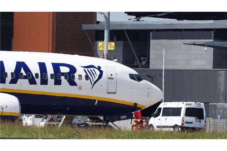 Ein Ryanair-Flug von Palma de Mallorca nach Manchester musste vor dem Start wegen eines falschen Feueralarms abgebrochen werden. (Archivfoto)