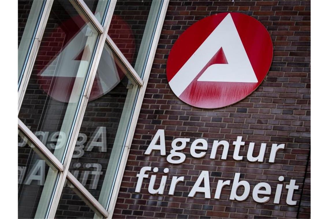 Saisonüblicher Anstieg der Arbeitslosigkeit im August