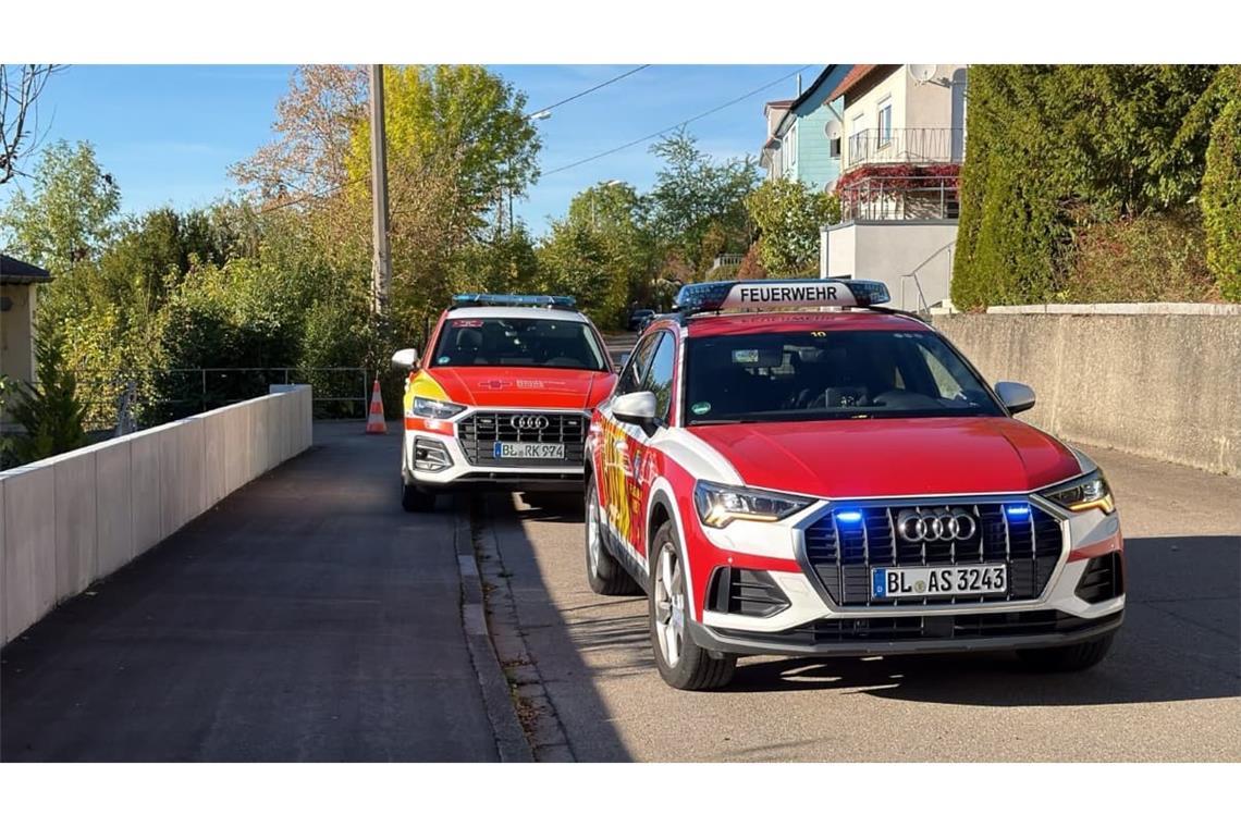 Ein schwerer Verkehrsunfall hat am Mittwochnachmittag einen umfangreichen Einsatz ausgelöst – zwei Personen wurden verletzt, eine starb.