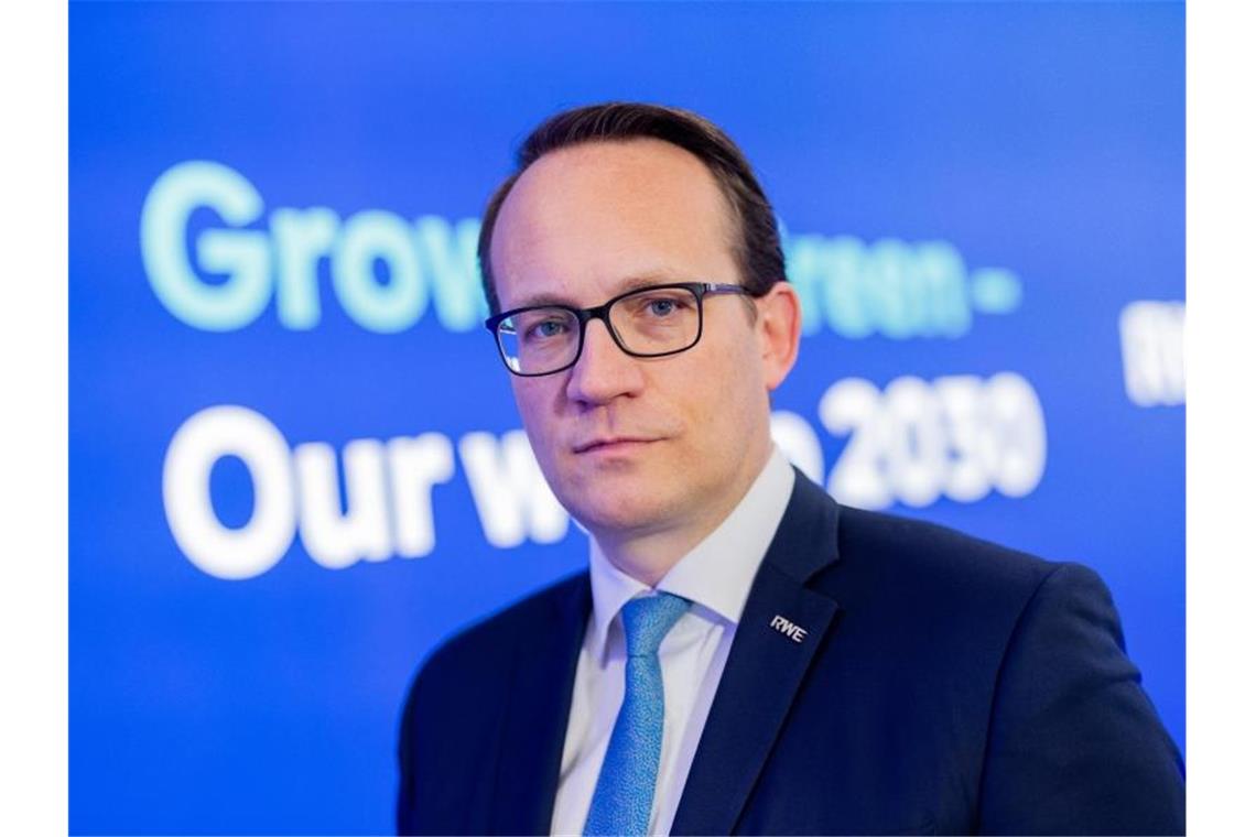 Eon-Vorstandschef: „Kurzfristig nicht ohne russisches Gas“ „Ein sofortiger Stopp hätte ungeahnte Folgen für die Wärmeversorgung der Haushalte“: RWE-Vorstandschef Markus Krebber. Foto: Rolf Vennenbernd/dpa