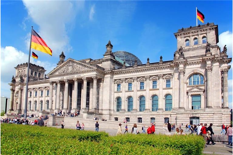 Ein Staatsminister ist ein Mitglied der Bundesregierung mit besonderem Aufgabenbereich.