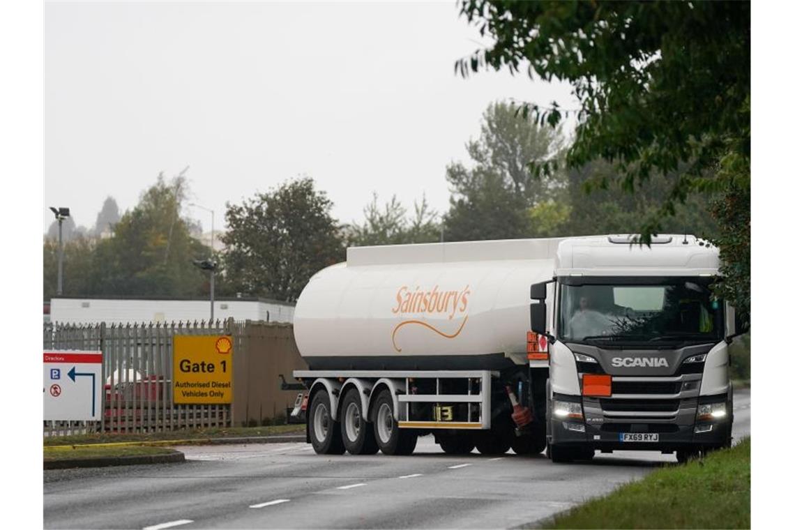 In Großbritannien lebende Deutsche sollen Lastwagen fahren