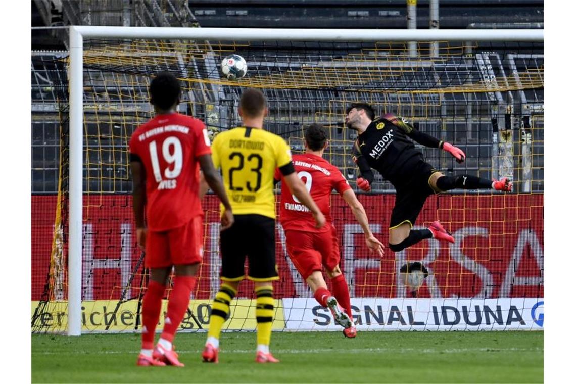 Ein Treffer von Nationalspieler Joshua Kimmich (nicht im Bild) sorgte für den Bayern-Sieg beim Spitzenspiel in Dortmund. Foto: Federico Gambarini/dpa-Pool/dpa