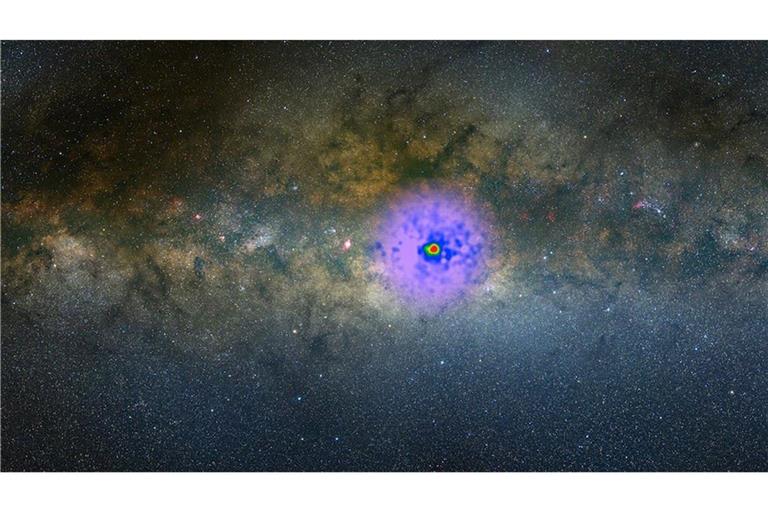 Ein Überschuss an Gammastrahlung aus dem Herzen der Milchstraße gilt als Indiz für Dunkle Materie. Aber warum findet sich dieses Gammaglühen nicht auch bei anderen Galaxien?