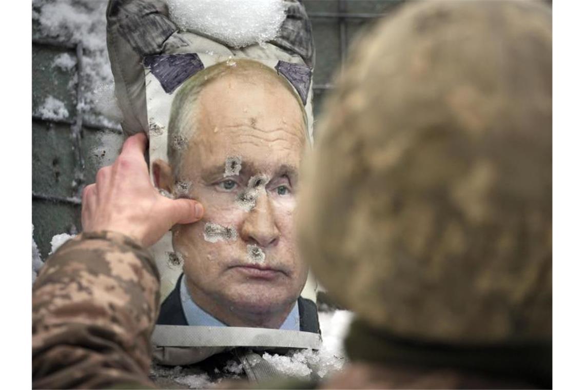 Putin bleibt im Ukraine-Konflikt deutlich - Neue Gespräche