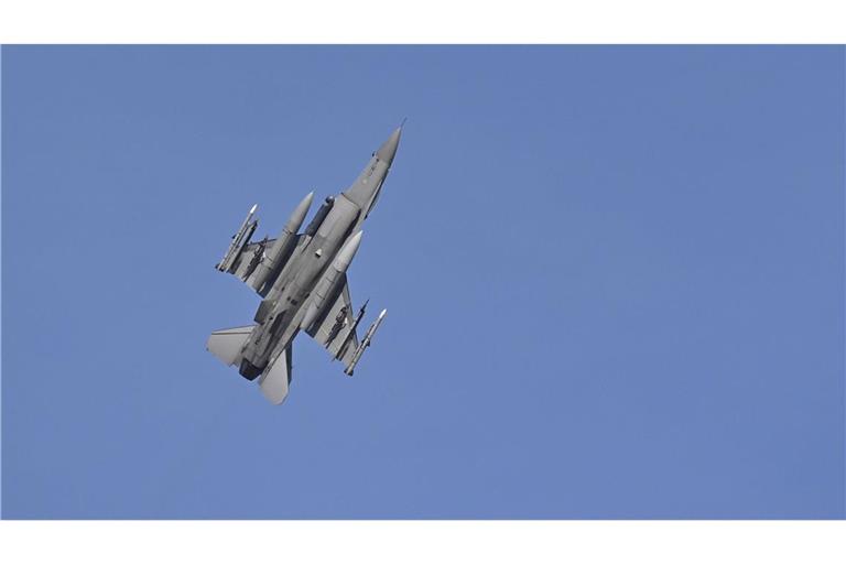 Ein US-Kampfflugzeug soll in Kuwait abgestürzt sein (Symbolbild).