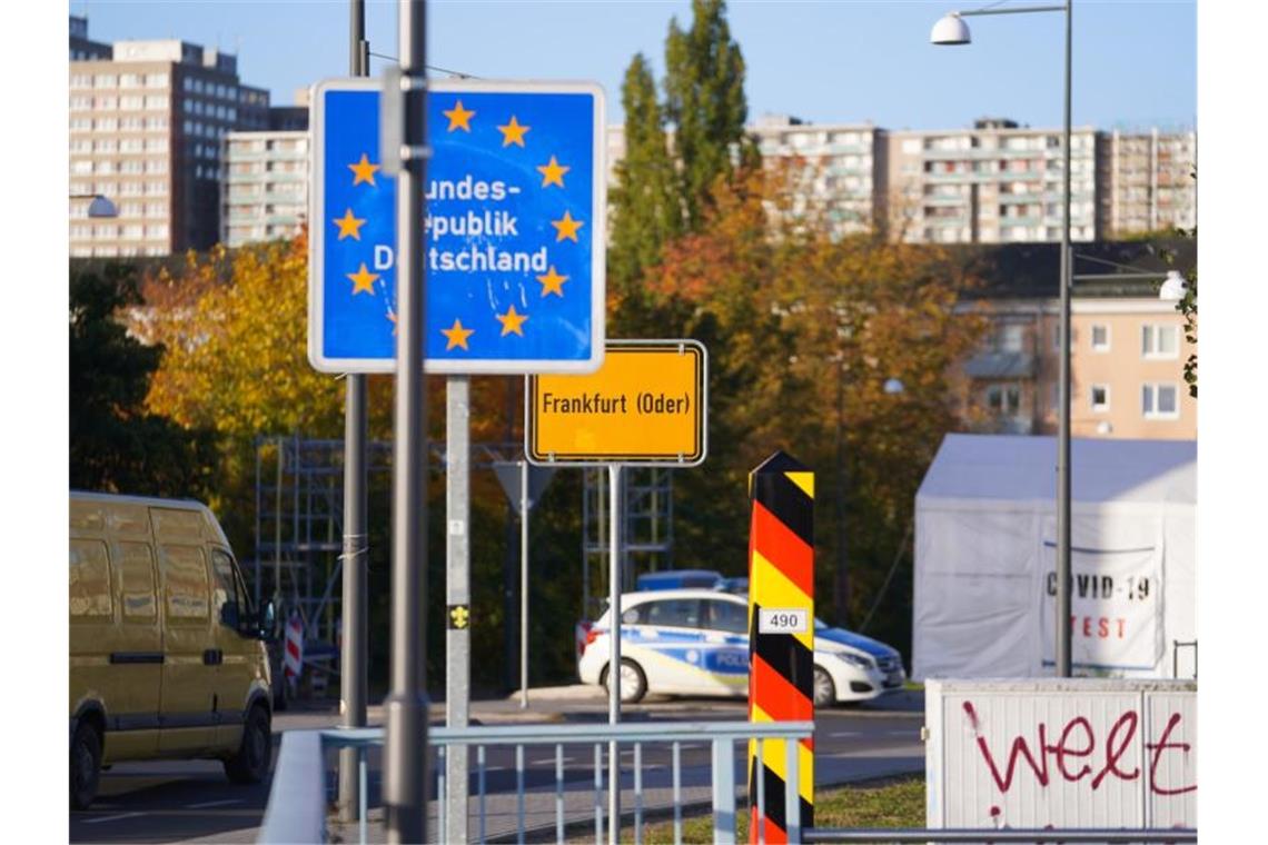 Seehofer: Werden Grenzraum zu Polen engmaschig kontrollieren