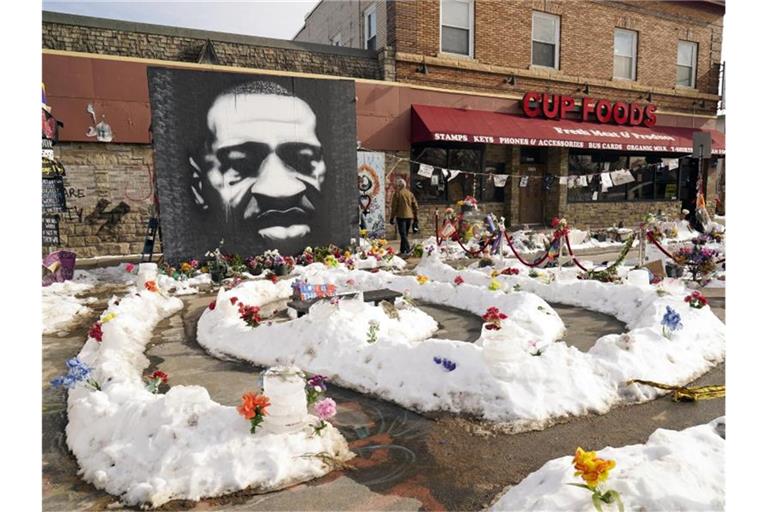 Ein Wandbild von George Floyd in Minneapolis. Foto: Jim Mone/AP/dpa
