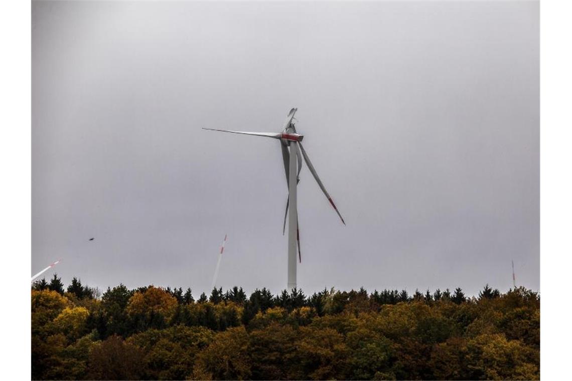 Erster Herbststurm wütet im Südwesten und richtet Schäden an