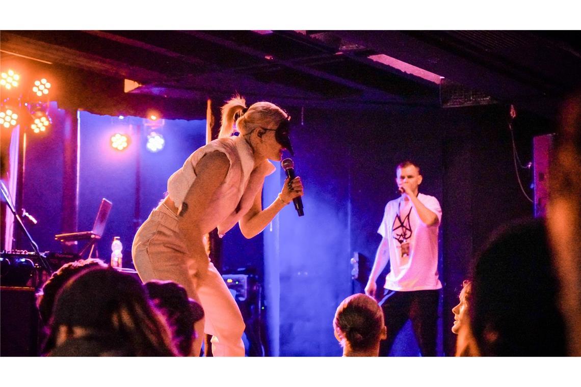 Willkommen im Fuxxxbau! So war’s bei Antifuchs in Stuttgart Eindrücke vom Konzert von Antifuchs am Mittwoch in der Schräglage