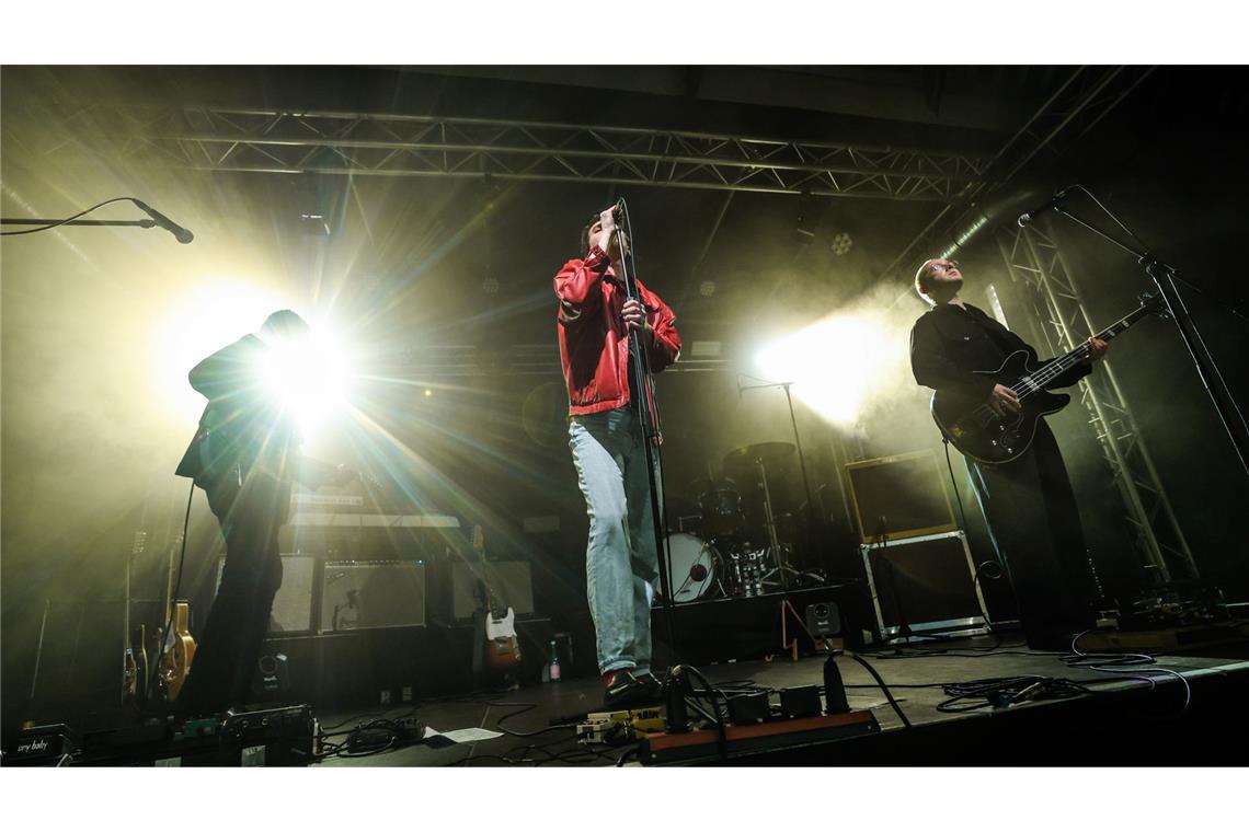 Die traurigsten Männer der Stadt: So war’s bei Isolation Berlin Eindrücke vom Konzert von Isolation Berlin am Montag im Wizemann