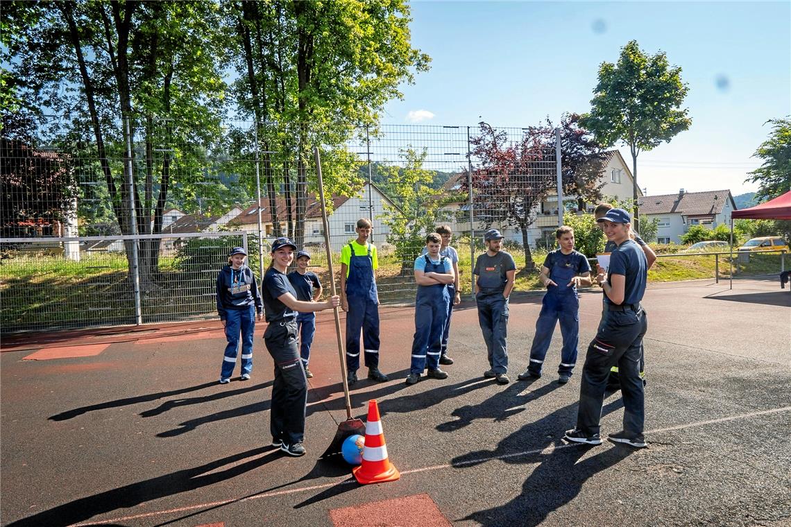 Eindrücke vom Orientierungsfahrmarsch in Murrhardt zum 50-jährigen Bestehen der ...