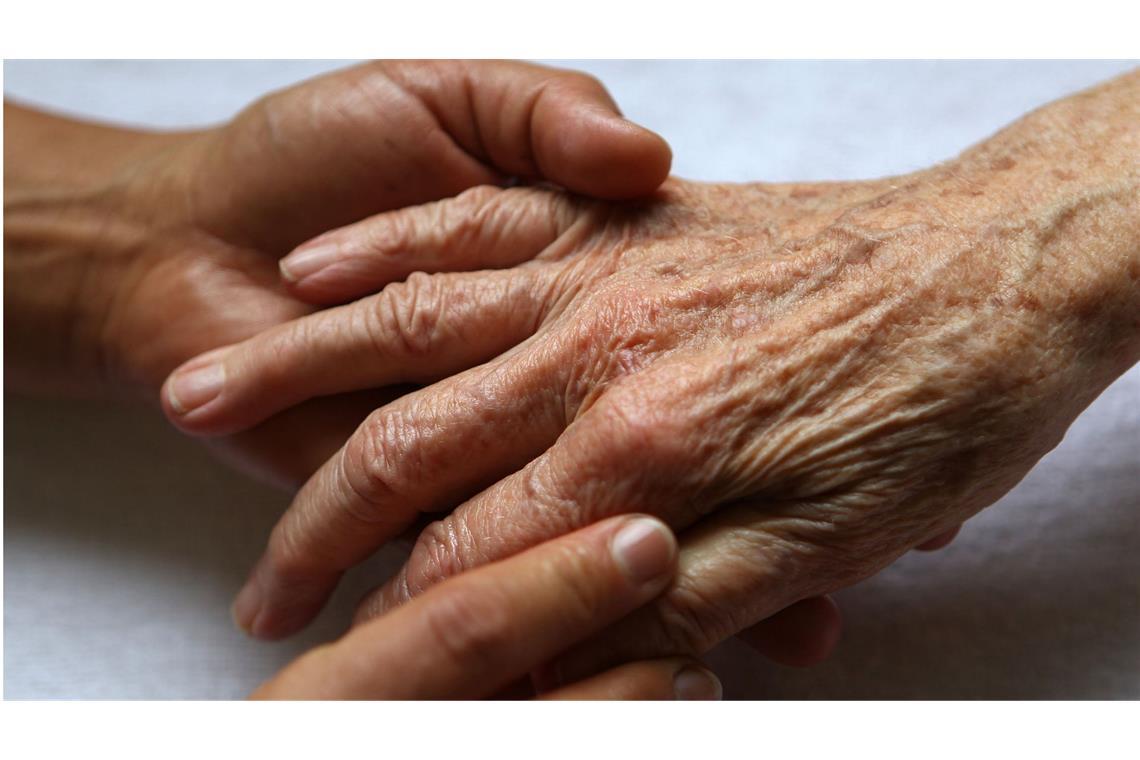 88-Jährige in Tschechien irrtümlich für tot erklärt Eine Ärztin stellte die Todesurkunde aus (Symbolbild).