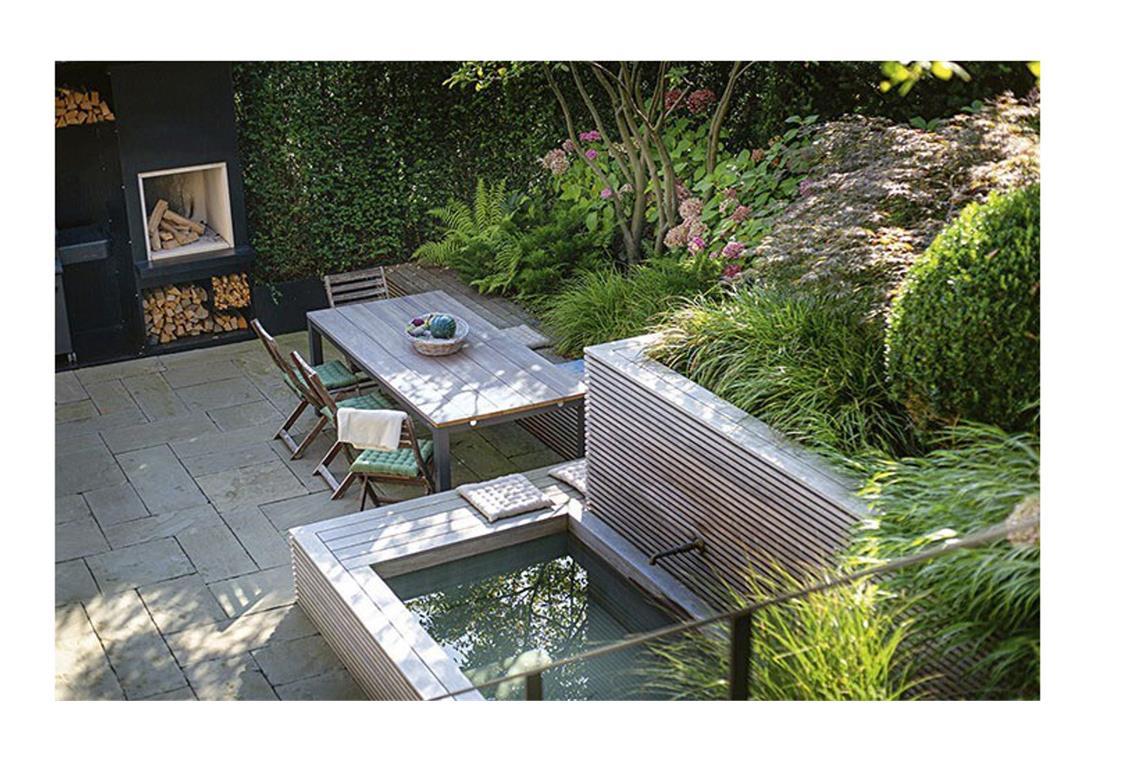 Eine Anerkennung ging an die LSLA GmbH mit ihrem Projekt „Zuhause angekommen“ – ebenfalls in der Schweiz. Die beiden Landschaftsarchitekten Jan Schelling und Robin Lustenberger schafften es, aus einem exponierten, kaum nutzbaren Hang einen spannungsreichen, intimen und wohnlichen Garten zu gestalten – samt Wasserbecken, Outdoorgrill und . . .