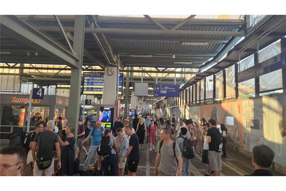 Eine bundesweite Funkstörung hatte am Dienstagabend für Bahnchaos gesorgt.
