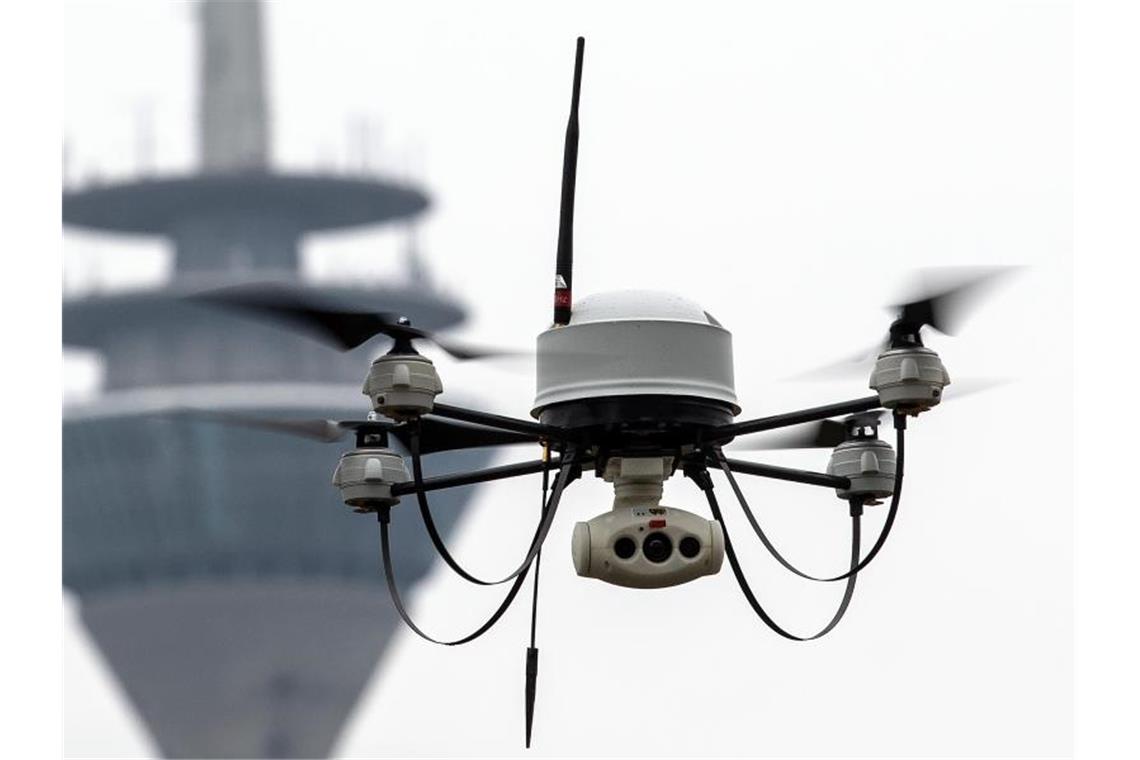 Corona-Krise: Polizeigewerkschaften offen für Drohneneinsatz