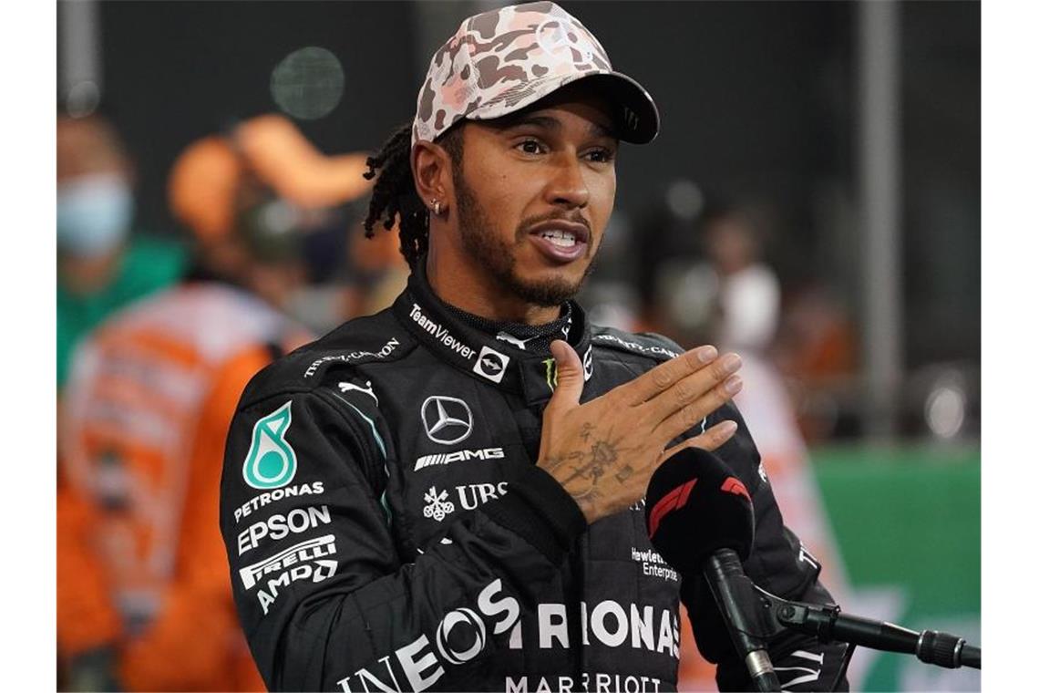 Erster Showdown zwischen den Bossen um Hamilton-Zukunft Eine Entscheidung über die Zukunft von Lewis Hamilton steht kurz bevor. Foto: Hasan Bratic/dpa