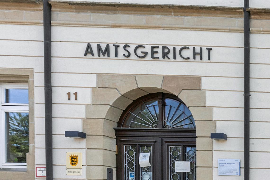 24-Jähriger gesteht vor Gericht Überfall auf Rollstuhlfahrer in Murrhardt Eine Entschuldigung des Angeklagten wird vom Opfer des Überfalls im Gerichtssaal abgelehnt. Archivfoto: Dietmar van der Linden