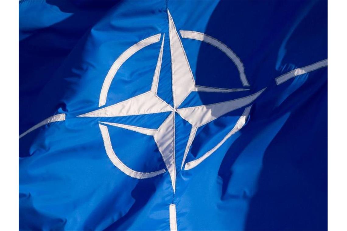 Eine Expertengruppe der Nato hat sich für eine strategische Neuausrichtung des Bündnisses ausgesprochen. Foto: picture alliance / Daniel Naupold/dpa