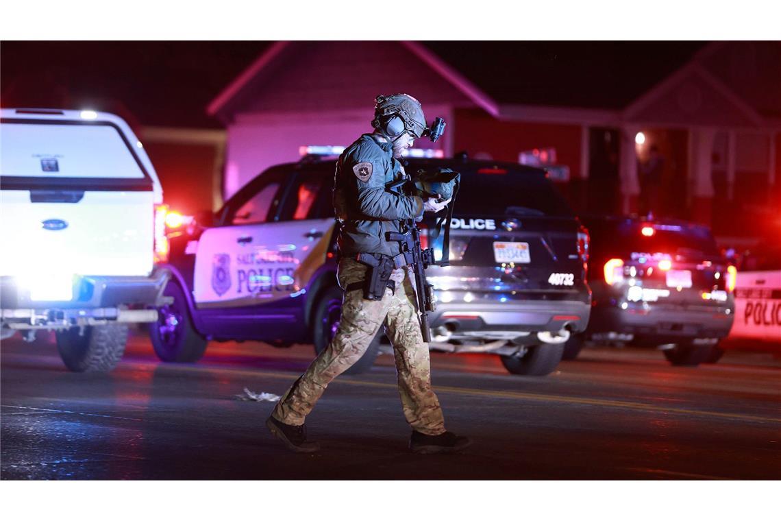 Eine Fahndung läuft.