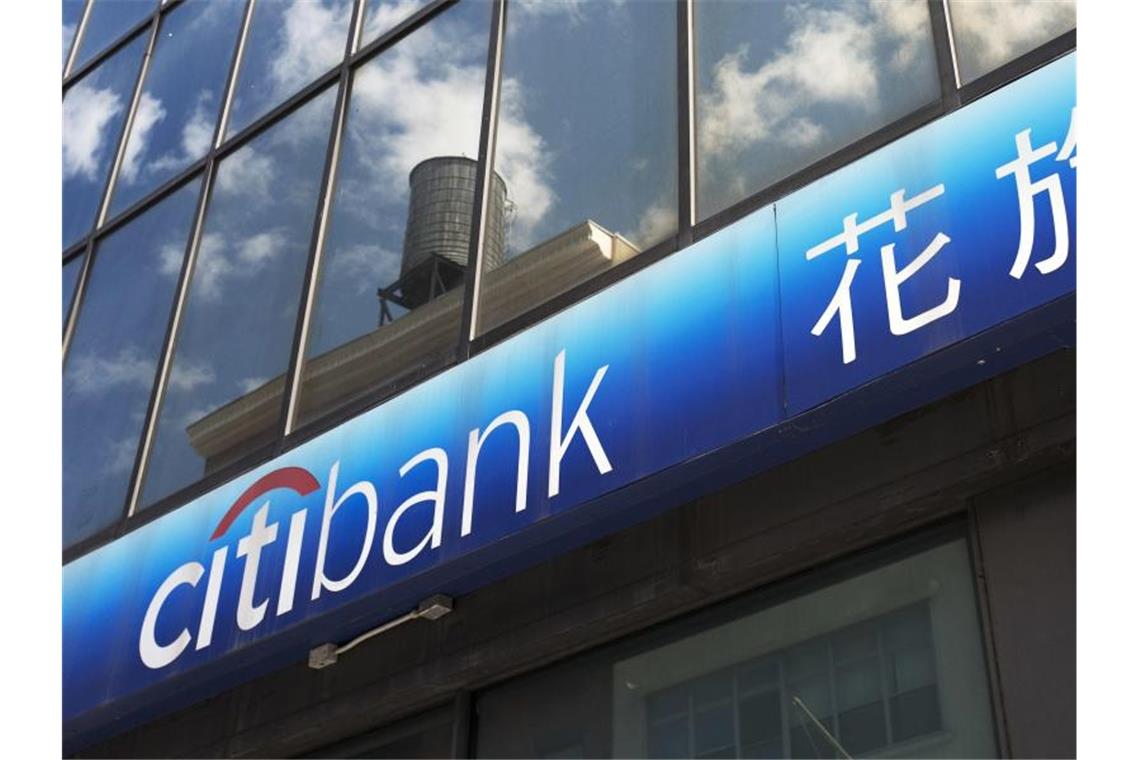 Eine Filiale der Citibank in New York. Foto: Mark Lennihan/AP/dpa