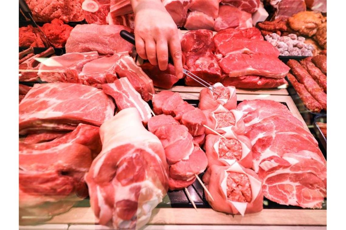 Umfrage: Verbraucher greifen seltener zu Fleisch