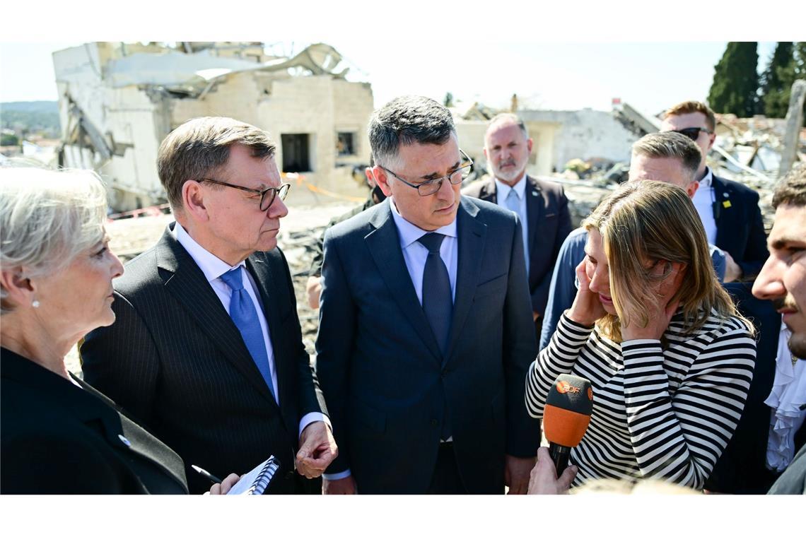 Wadephul zu Krisenbesuch in Israel - Solidarität und Warnung