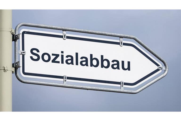 Eine große Mehrheit der Bundesbürger sorgt sich quer durch alle Parteien um die Zukunft des Sozialstaates und seine Solidität (Fotomontage).