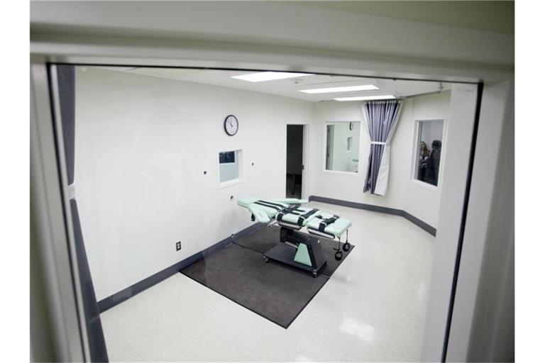 Eine Hinrichtungskammer des San Quentin Gefängnis im US-Bundesstaat Kalifornien. Foto: Eric Risberg/AP