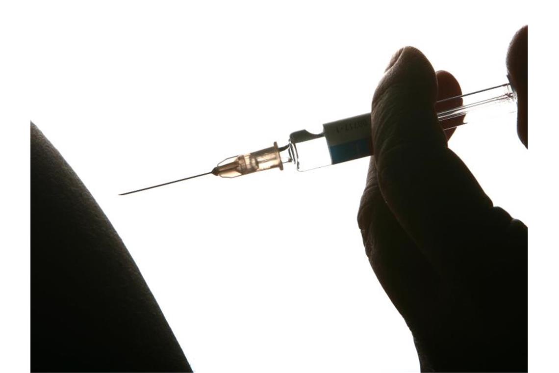 Das Impfen beginnt: Impfstoff wird in Bundesländer geliefert