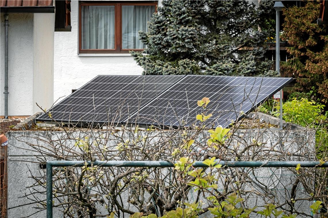 Eine Minisolaranlage bietet die Möglichkeit, Solarstrom für den Eigenbedarf herzustellenArchivfoto: Alexander Becher