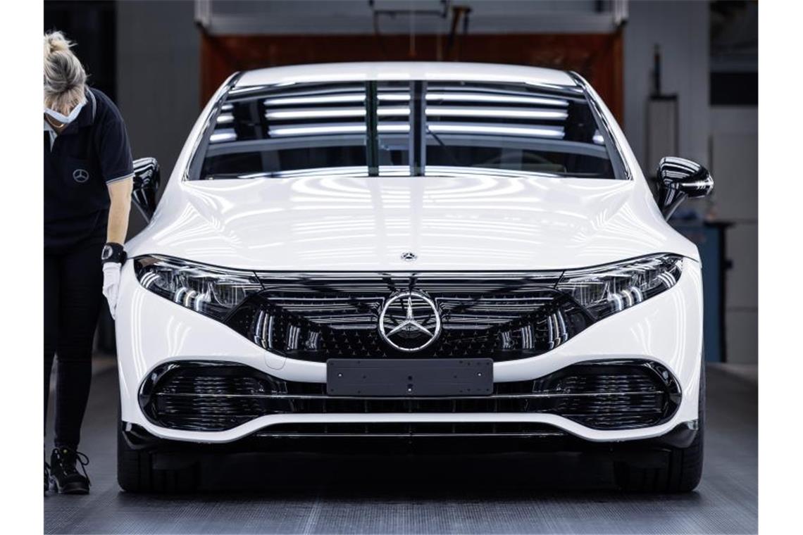 Mercedes startet Serienproduktion des EQS