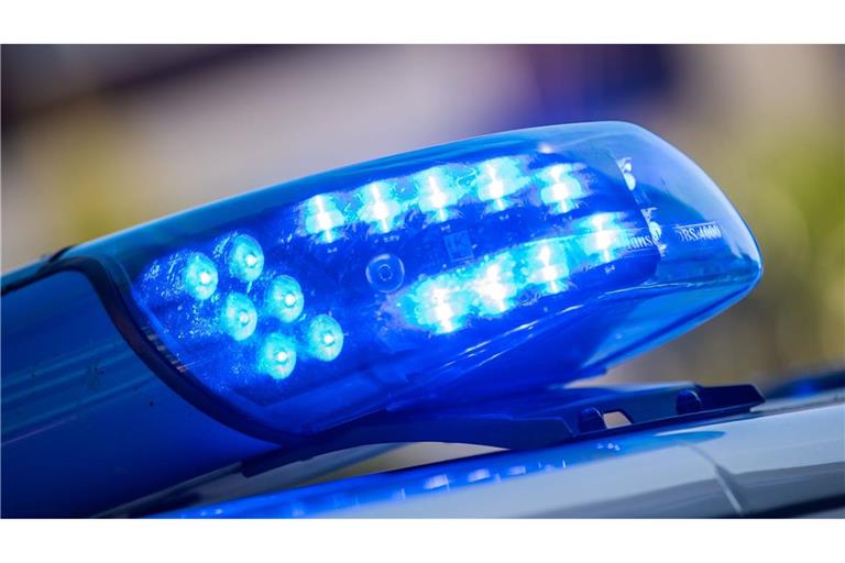 Eine Mordkommission ermittelt wegen eines Tötungsdeliktes, bei dem ein 14-Jähriger ums Leben gekommen ist. (Symbolbild)